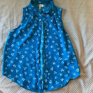 eLLE Turquoise Sleeveless Blouse.  White floral print